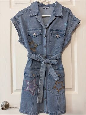 Peach Love California Light Blue Denim Star Embellished Belted Dress